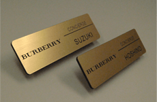 名札・ネームプレート作成（Web受注）印刷タイプ／彫刻タイプの2種類から作成できます！